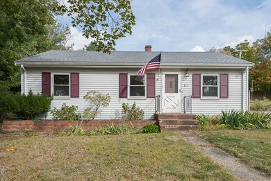 171 Pleasant St, Rockland, MA 02370 - photo 2