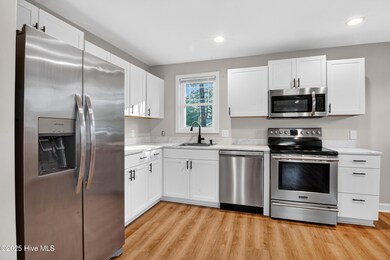 603 Elm St, Jacksonville, NC 28540 - photo 7