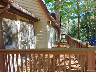 1649 Maple Point Rd, Beaverton, MI 48612 - photo 6