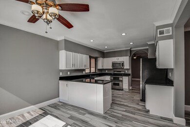 Kitchen 4