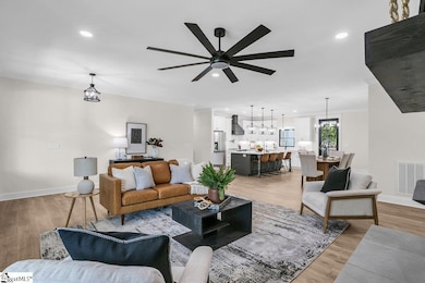 2371 Tigerville Rd, Travelers Rest, SC 29690 - photo 7