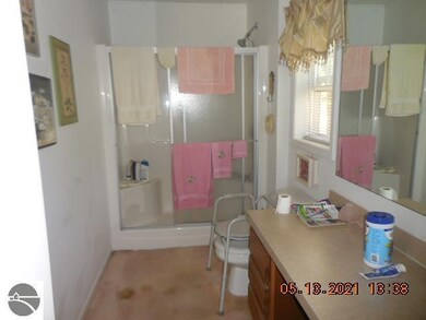 5305 E Michigan Ave, Au Gres, MI 48703 - photo 7