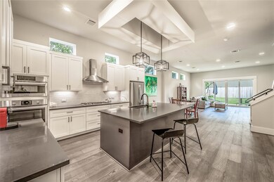 618 W 25th St, Houston, TX 77008 - photo 7