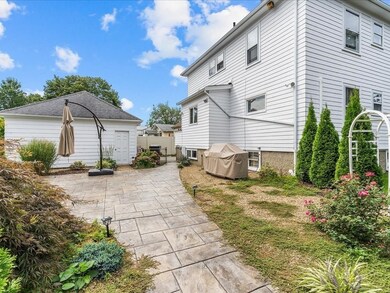 763 Oak Grove Ave, Fall River, MA 02720 - photo 4