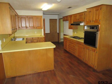 3600 3600 Cloverdale, Tyler, TX 75701 - photo 5