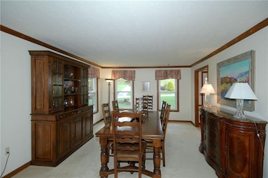 THE SELLERS CURRENTLY UTILIZE THE HUGE 17' X  13' 