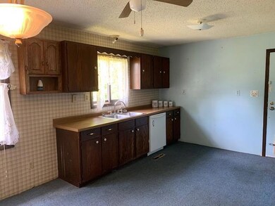 1630 North Blvd, Parsons, KS 67357 - photo 6