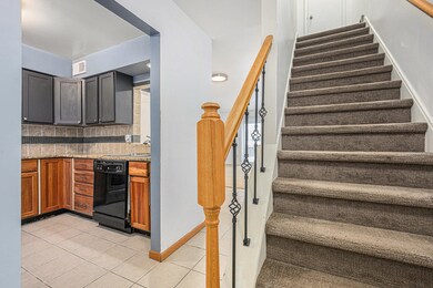 709 Garland Cir unit A, Kalamazoo, MI 49008 - photo 6