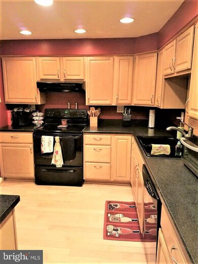 101 Hapsburg Ct, Parkville, MD 21234 - photo 5