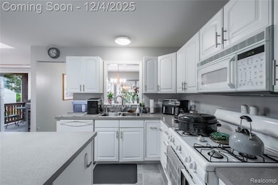 2420 Torrey Grove Ct unit 11, Fenton, MI 48430 - photo 4