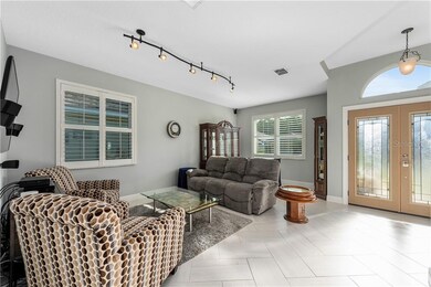 SPACIOUS LIVING AREA by FOYER.