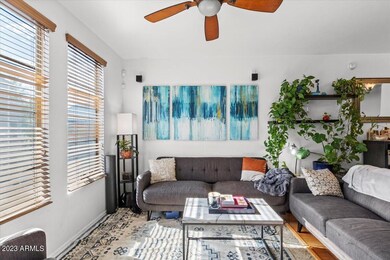 08-Living Room
