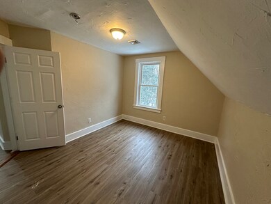 71 Flagg St unit 3, Clinton, MA 01510 - photo 4