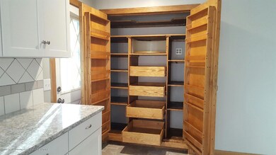 dill kitchen 2