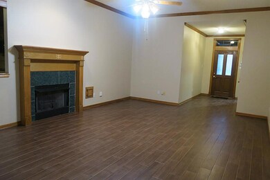 210 Live Oak Ln, Friendswood, TX 77546 - photo 3