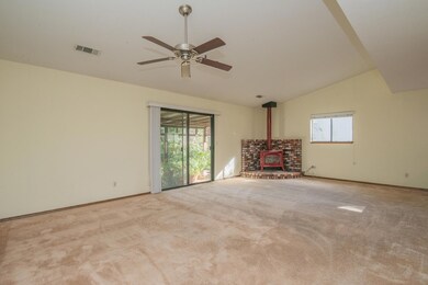 1731 Kildare Dr, Redding, CA 96001 - photo 5
