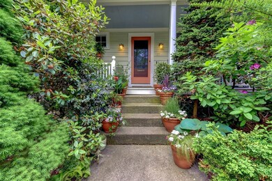 127 10th St, Providence, RI 02906 - photo 2