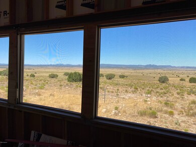 Unit 9 Juniperwood Ranch, Ash Fork, AZ 86320 - photo 4