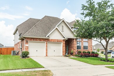 4723 Lake Rim Dr, Alvin, TX 77511 - photo 2