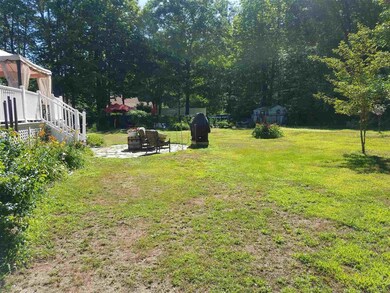 37 W Unity Rd, Claremont, NH 03743 - photo 5