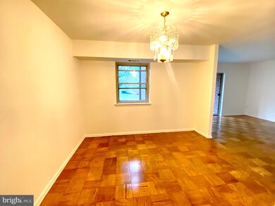 2205 Greenery Ln unit T2, Silver Spring, MD 20906 - photo 4