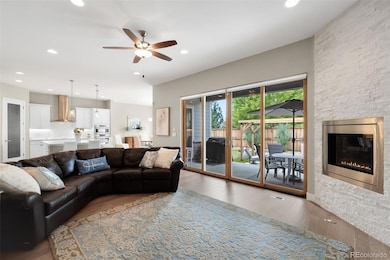 Living Room w/Gas Fireplace