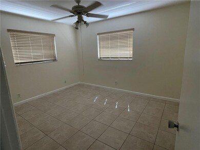 1012 SE 15th St unit 5, Fort Lauderdale, FL 33316 - photo 5