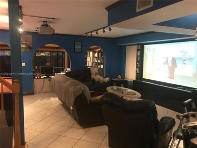 Huge living room. Projector Not Included in Sale 