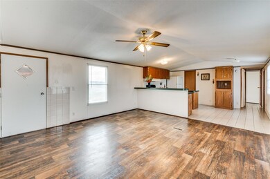 172 Private Road 4442, Rhome, TX 76078 - photo 5