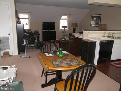 1 Center St unit 1, Doylestown, PA 18901 - photo 2