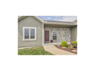 21640 Wilson St, Spring Hill, KS 66083 - photo 2