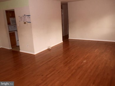 3881 Havenwood Place unit 72E, Alexandria, VA 22309 - photo 2