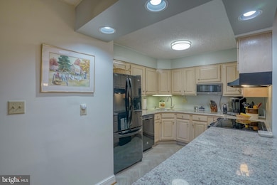 Brandywine Park Condominiums unit 605, Wilmington, DE 19806 - photo 7