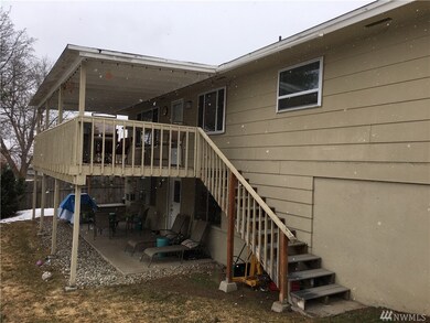 626 13th St NE, East Wenatchee, WA 98802 - photo 7