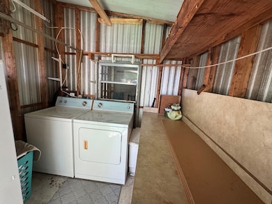 826 Carol St, Wildwood, FL 34785 - photo 5