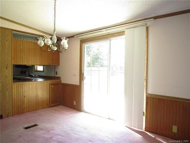 204 Cranbrook Cir, Hendersonville, NC 28792 - photo 7