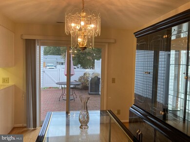 14708 Lindsey Ln, Silver Spring, MD 20906 - photo 5