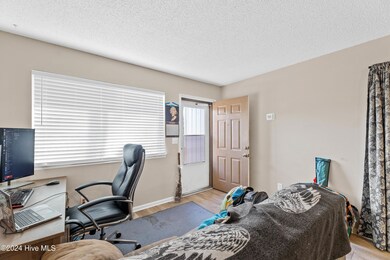 006_522_s_kerr_apt_7_final-6_74