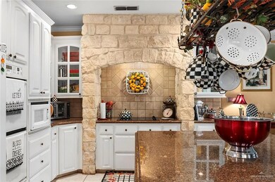 1921 W 18th St, Weslaco, TX 78596 - photo 6