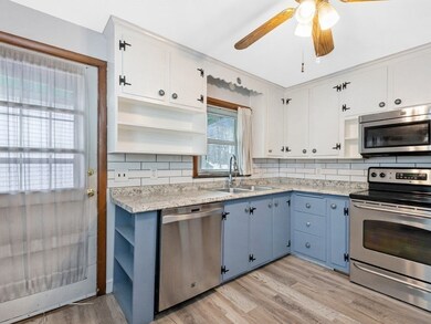 53 Braemore Rd, Waltham, MA 02451 - photo 7