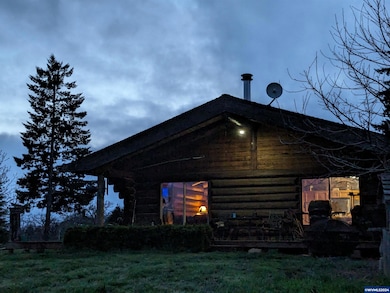 26621 SW Regia Dr, Sheridan, OR 97378 - photo 3