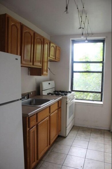 2271 John F. Kennedy Blvd unit 204, Jersey City, NJ 07304 - photo 4