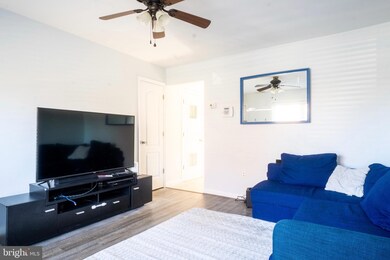 11515 Laurelwalk Dr, Laurel, MD 20708 - photo 2