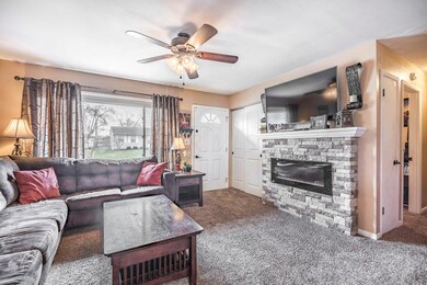 3261 Arnsby Rd12
