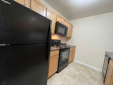 80 Sentinel Ct unit L02, Manchester, NH 03103 - photo 7