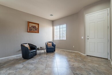 Sitting Room/Entry