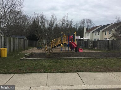 1203 Martha Greenleaf Dr, Crofton, MD 21114 - photo 3