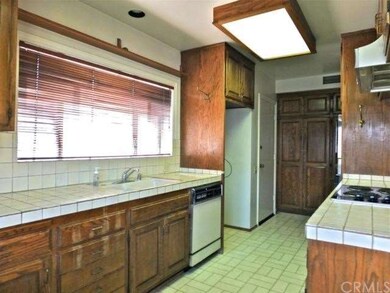 Kitchen from Family Room Entry