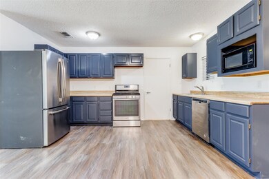 500 Baker St, Denison, TX 75020 - photo 4