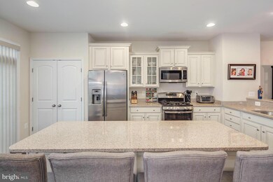 1405 Occoquan Heights Ct, Occoquan, VA 22125 - photo 4